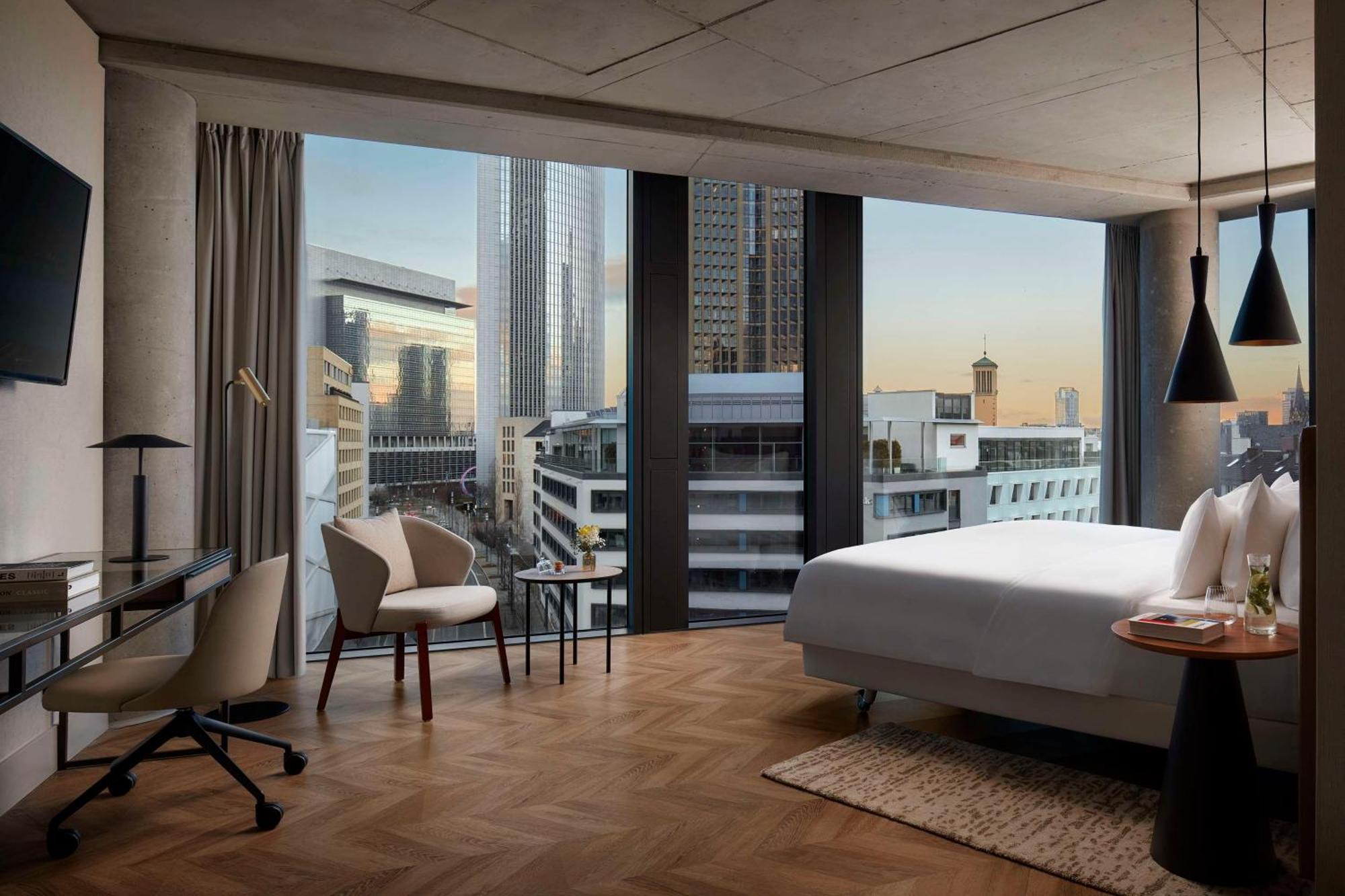 Nh Collection Frankfurt Spin Tower Hotel Frankfurt am Main Exterior photo