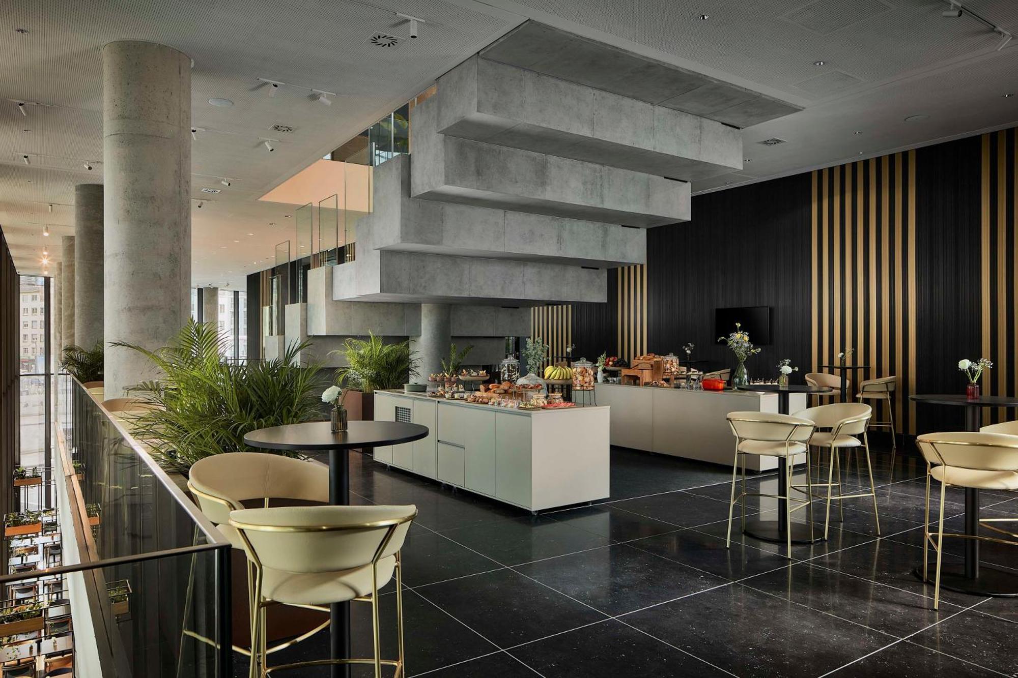 Nh Collection Frankfurt Spin Tower Hotel Frankfurt am Main Exterior photo