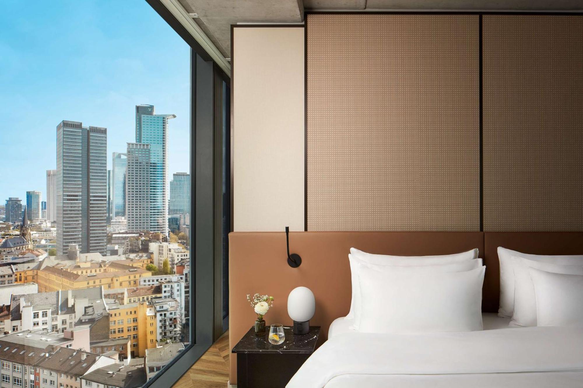 Nh Collection Frankfurt Spin Tower Hotel Frankfurt am Main Exterior photo