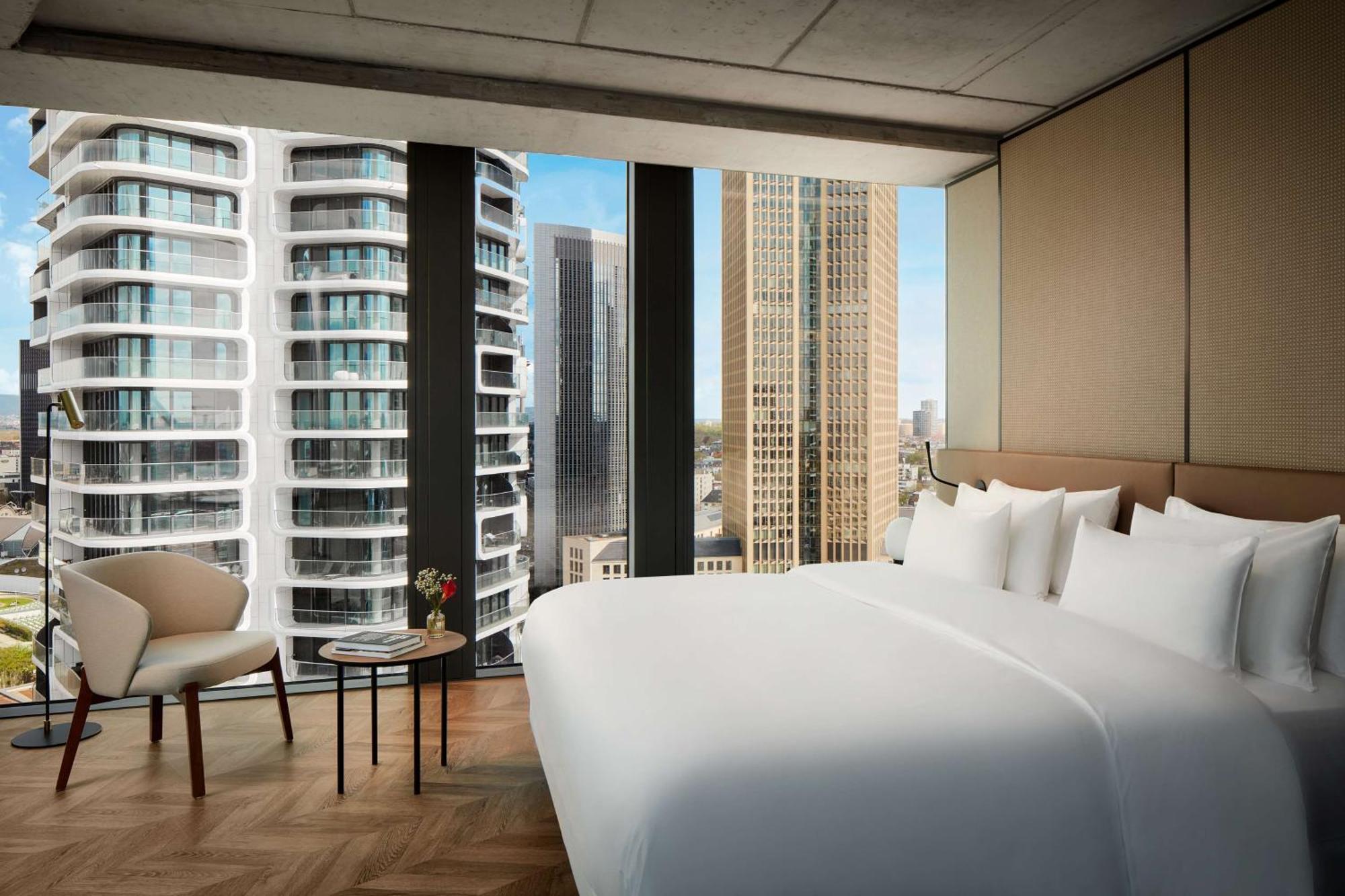 Nh Collection Frankfurt Spin Tower Hotel Frankfurt am Main Exterior photo