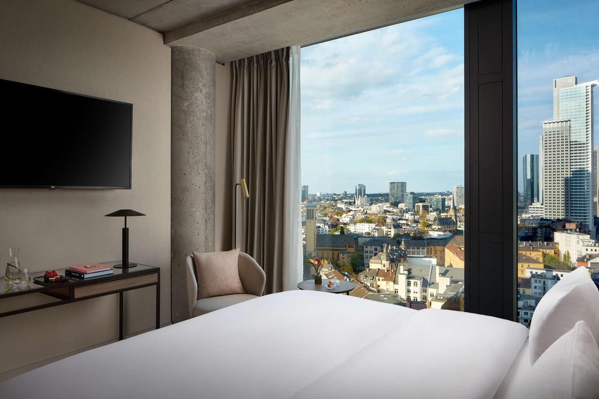 Nh Collection Frankfurt Spin Tower Hotel Frankfurt am Main Exterior photo